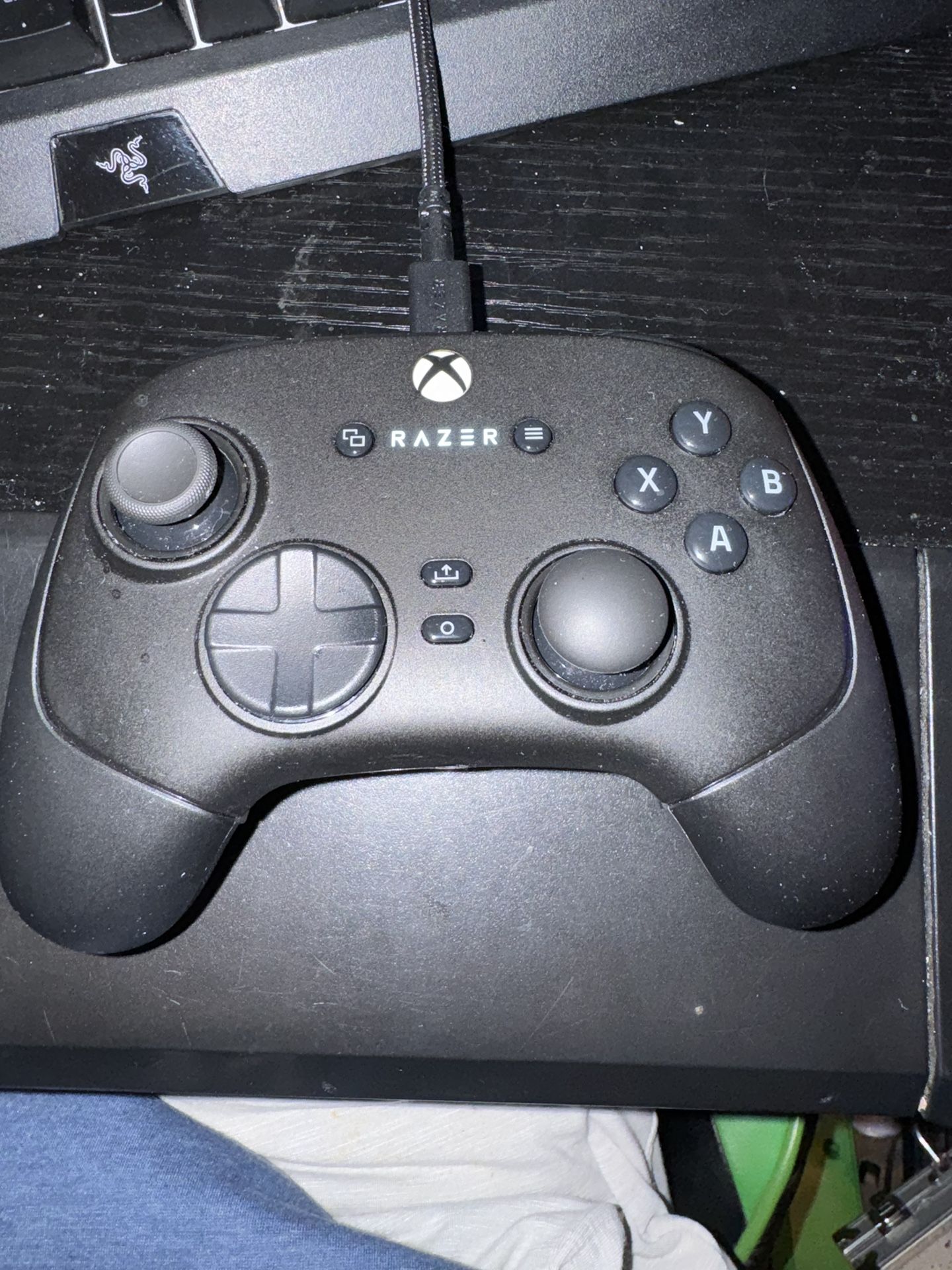 Razer Wolverine V3 Pro 