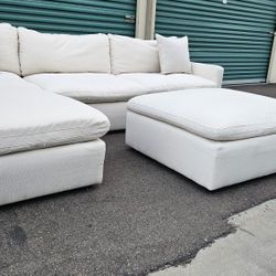 FREE DELIVERY!!! Coaster "Hobson" 5pc Modular Couch + Ottoman ($2.6K Retail...50% OFF!!!)