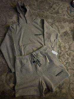 Essentials Set