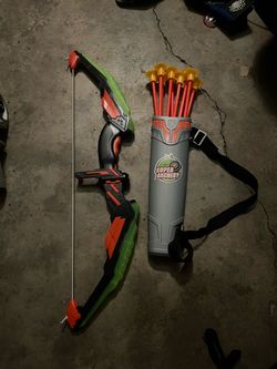 TEMI Kids LED Light-Up Bow and Arrow Toy Archery Set