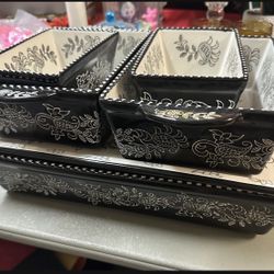 6 Piece Baum Stoneware Black/White  Baking Dishes