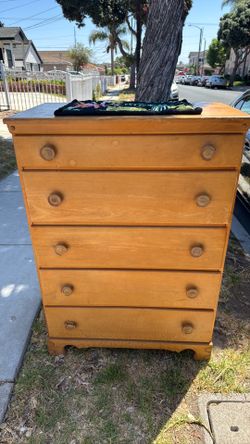 Dresser