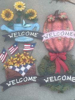 Metal welcome signs