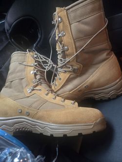 Brand New Danner Ranger Boots Size 10.5
