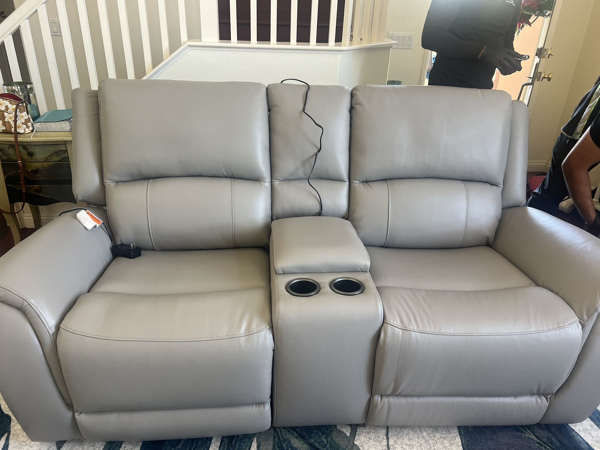 Leather Power Reclining Loveseat