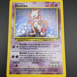 Mewtwo 10/102 Pokémon 