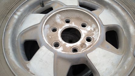 Chevy rim 6 lugs