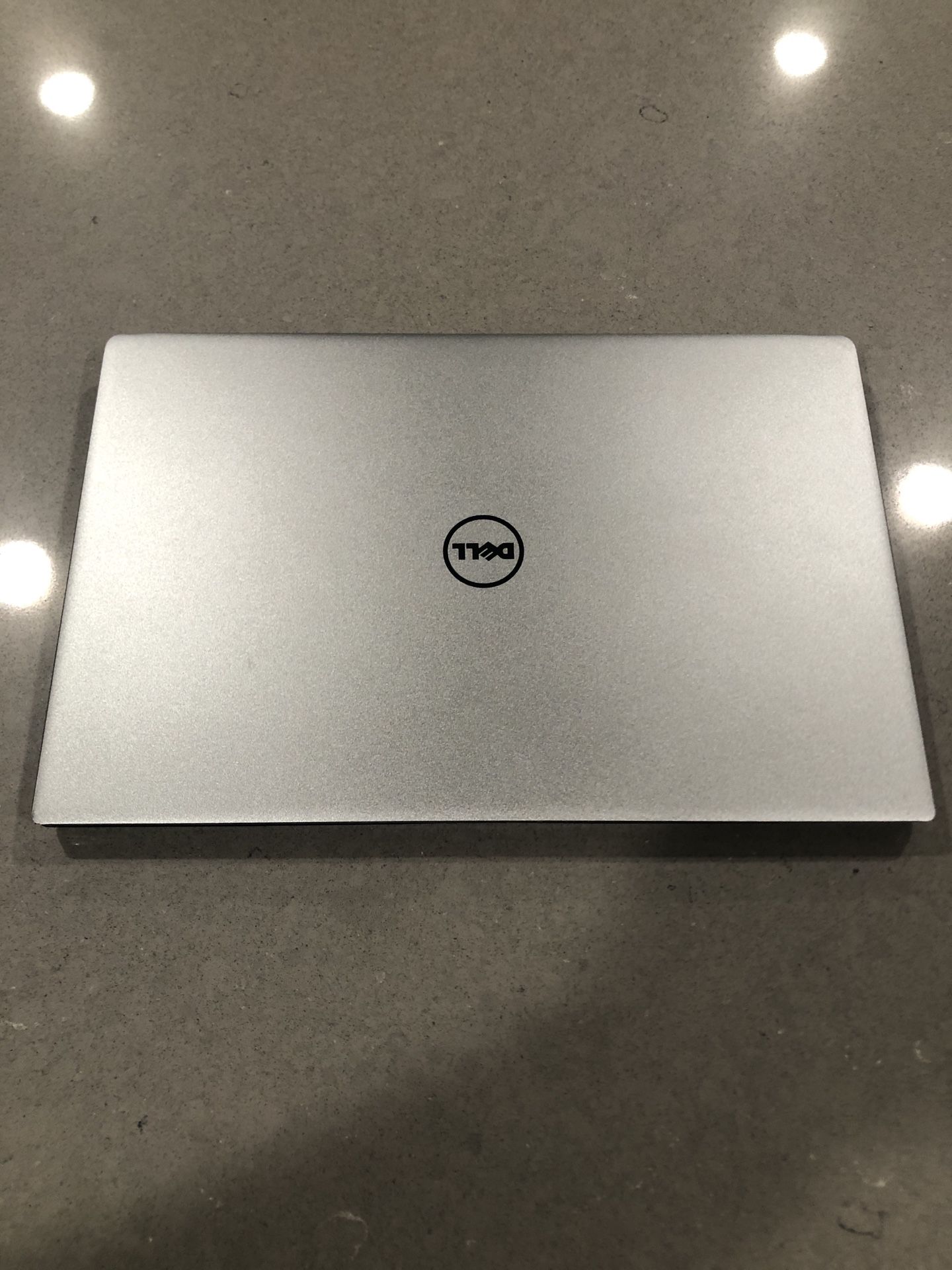 Dell XPS 13 (9343) Laptop / Notebook
