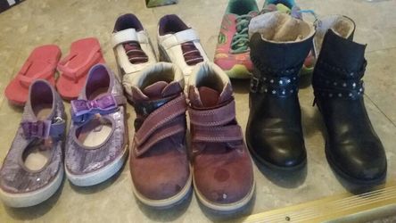 Girl shoes
