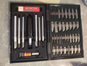 The ultimate 45-piece hobby knife set, like new.
