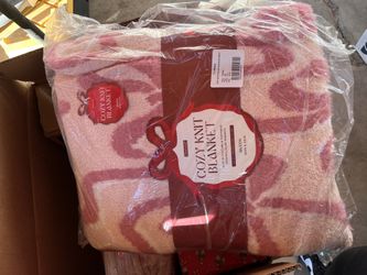 Bow Blankets