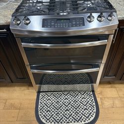 GE Stove (needs Panel Replaced)