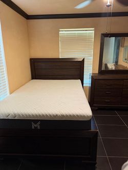 Wood bed frame
