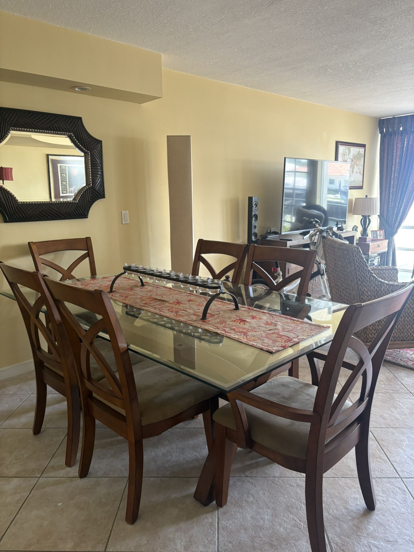 Dining table With Six Chairs