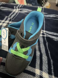New Boys Sneaker Shoes Carters Size 11