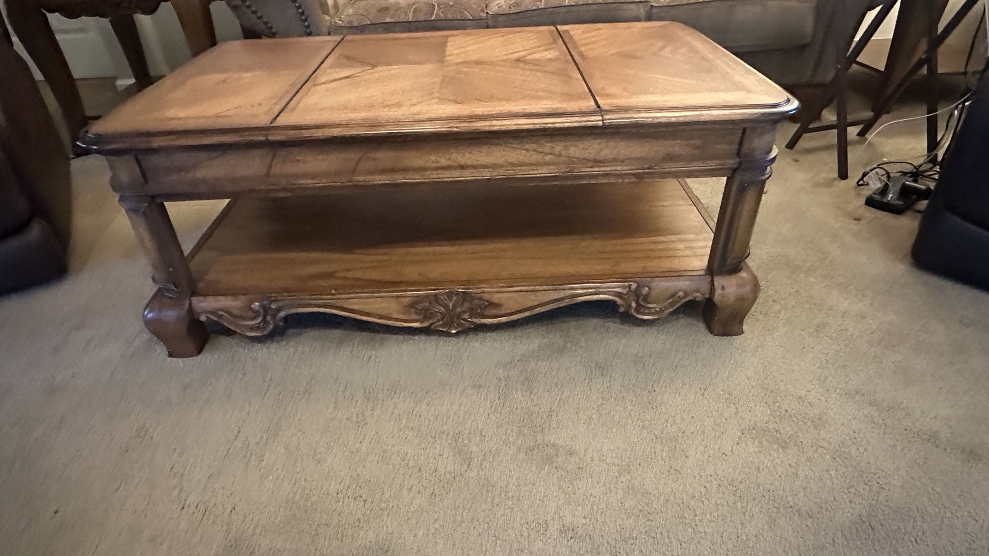 Solid oak coffee Table