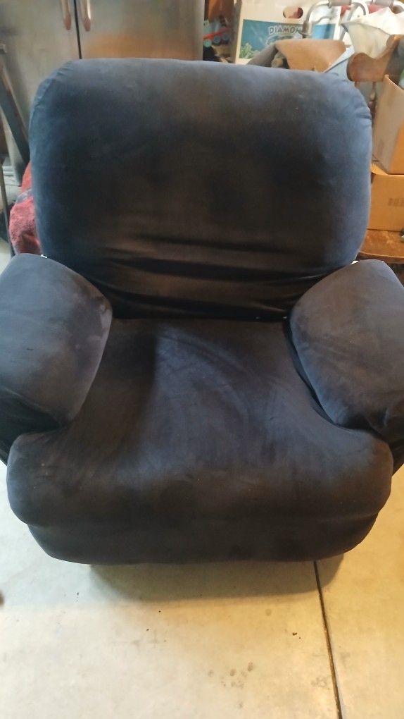 Recliner/ Rocking Chair