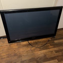 Panasonic 42 inch Plasma HDTV (TC-P42C2)