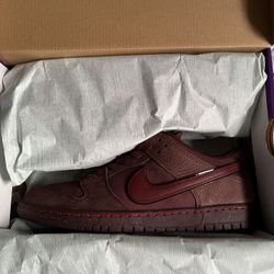 Nike SB Dunk Low “City of Love” Size 11.5 DS