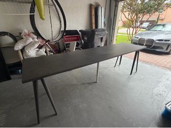 Office desk / Computer desk