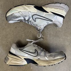 Nike V5 Rnr