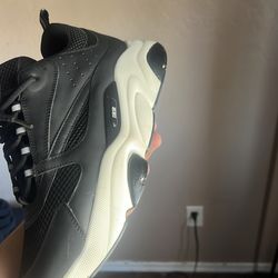 Dior B22 'Black White'