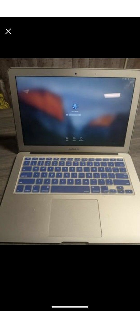 MacBook Air (13-inch, Early 2015)