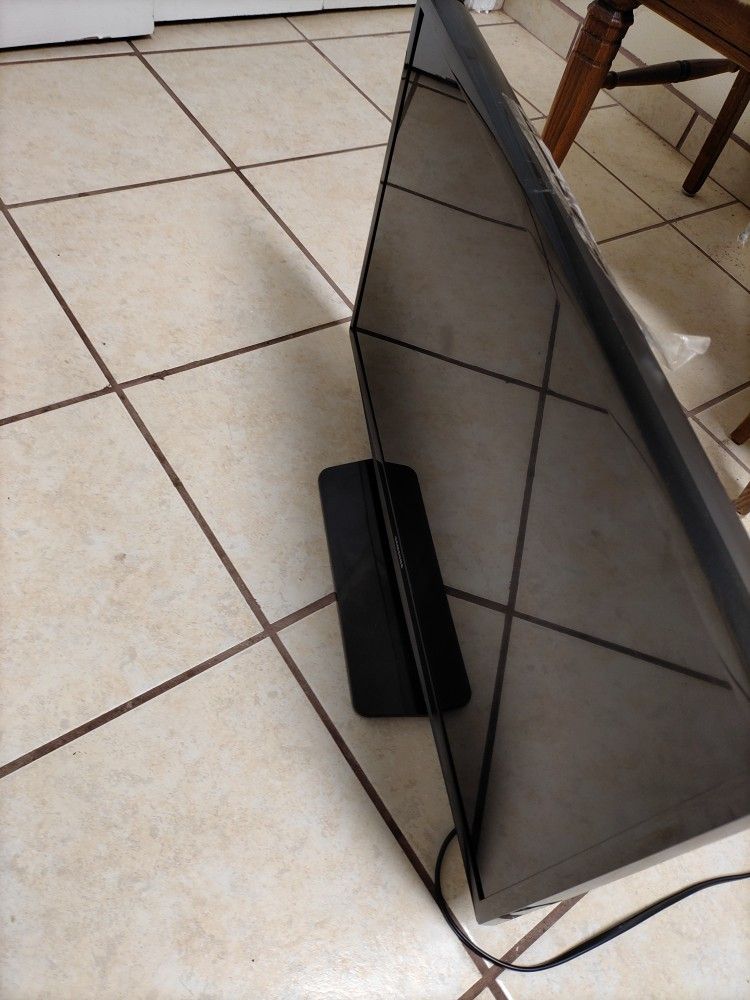 28" TV