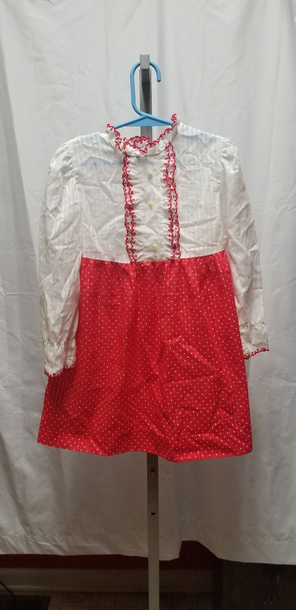 White red polka dot dress no size