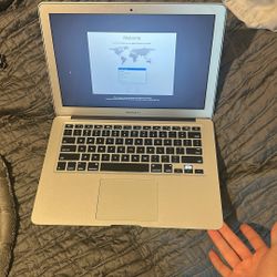 Late 2015s MAC Book Air