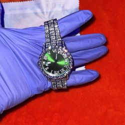 Emerald Numeral Dial Moissanite Watch – Silver (Open to Offers)