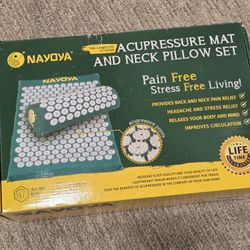 Acupressure Mat And Neck Pillow Set