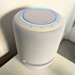 Amazon Exho Studio - sound system w Alexa (02T2V3)