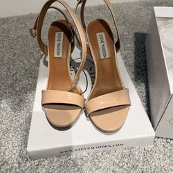 Steve Maddens Nude Heels