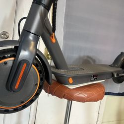 36v NAVIC 350w  Scooter 