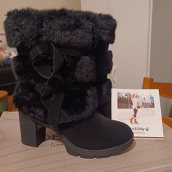 New 🐻 Bearpaw Bridget Fur Boots Women's Size 9.5 