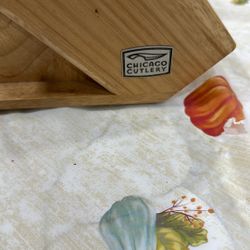 Chicago Cutlery knife set