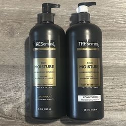 Tresemmé Rich Moisture Shampoo & Conditioner Set