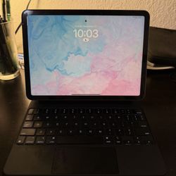 iPad Air 4th Gen 256 Gb With Magic Keyboard Case
