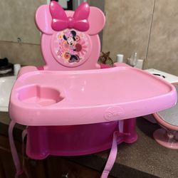 Minnie Mouse Booster Seat 