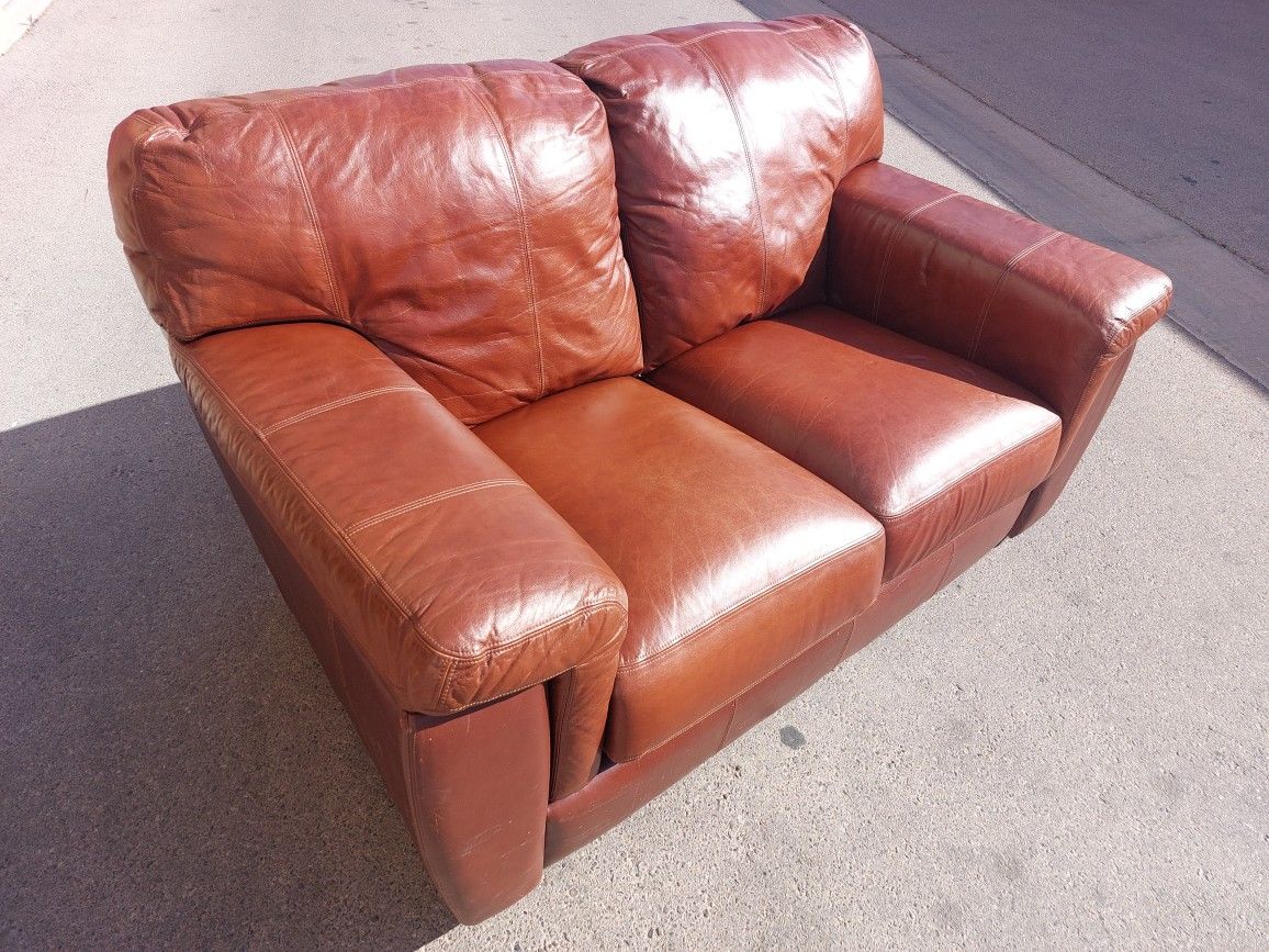 2pc Leather Love Seat/OVERSIZED Chair, Lane Furniture. Love Seat is 61" long
