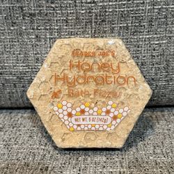 Brand New Honey 🍯 Hydration Trader Joe's Bath Bomb 💣 