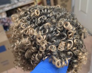 Curly Wig - Ombre Honey Blonde - YOKABOOM - New