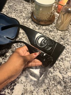 Authentic Gucci GG1544S Black Oversized Sunglasses + Case & Pouch