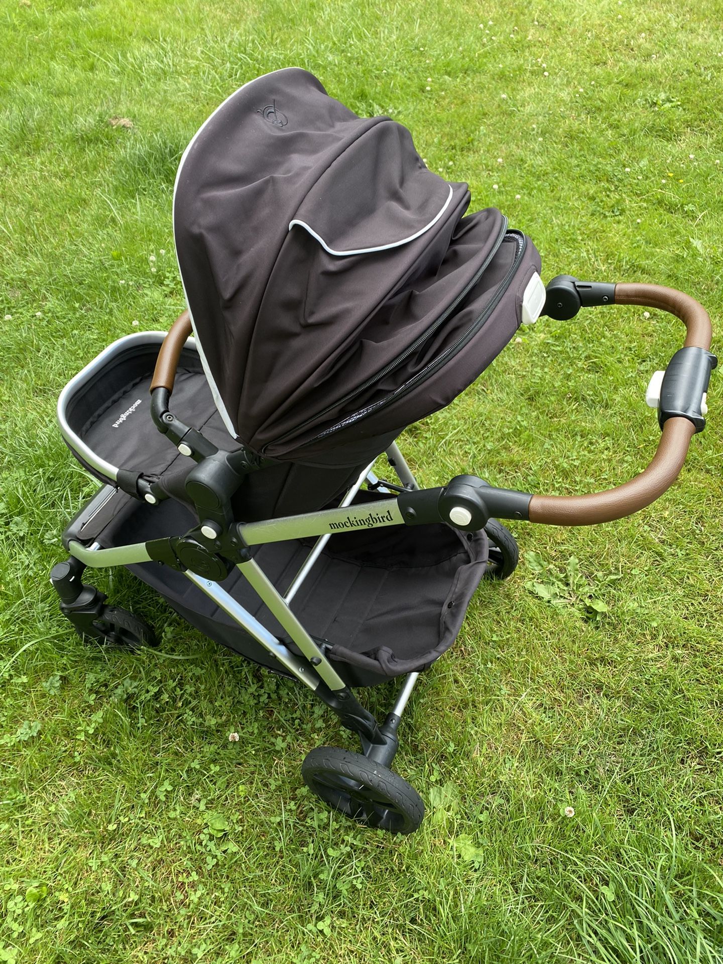 Mockingbird Single-to-Double Stroller, Bassinet & Car seat Attachment