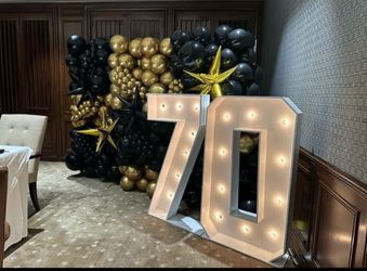 4 Feet Marquess With Lights