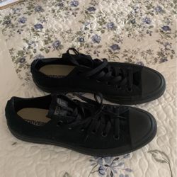 Converse Men’s Size 8 