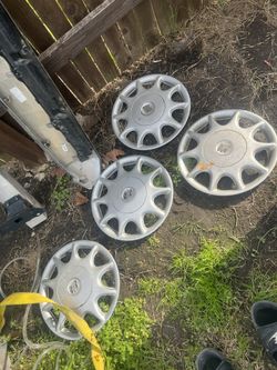 All 4 15inch Buick Caps