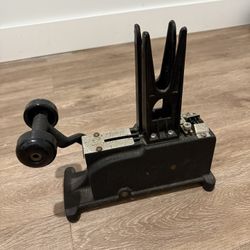 Floral stemming machine