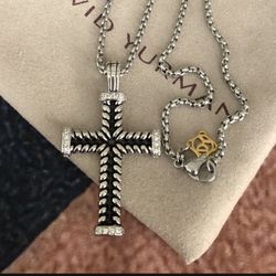 💎David💎Yurman Cross Necklace With Diamonds 